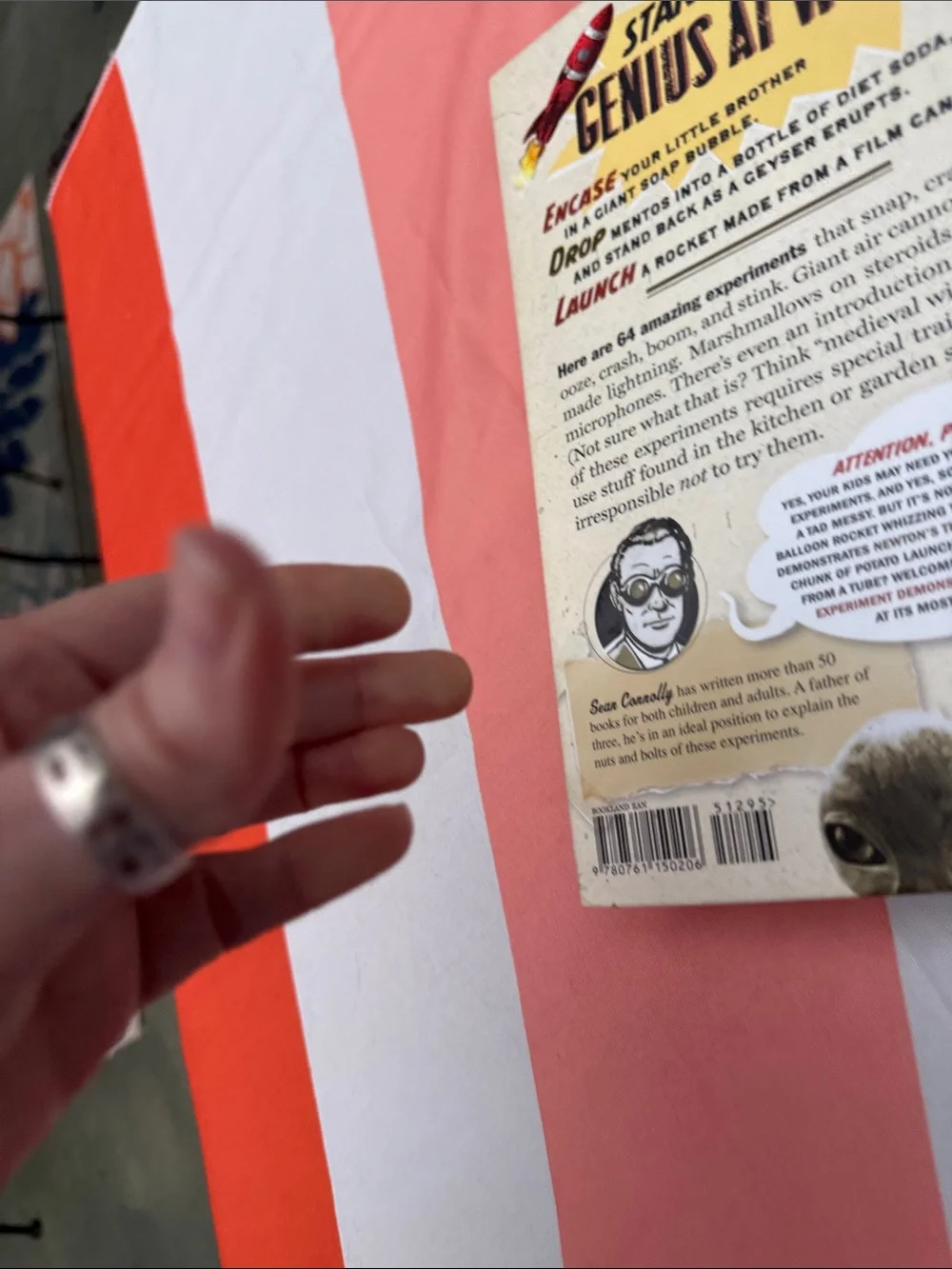 Totally irresponsible science-experiment book